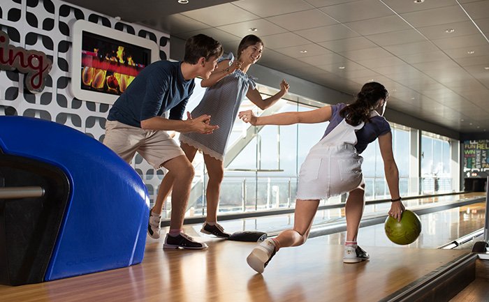 Entertainment, Bowling | MSC Cruises