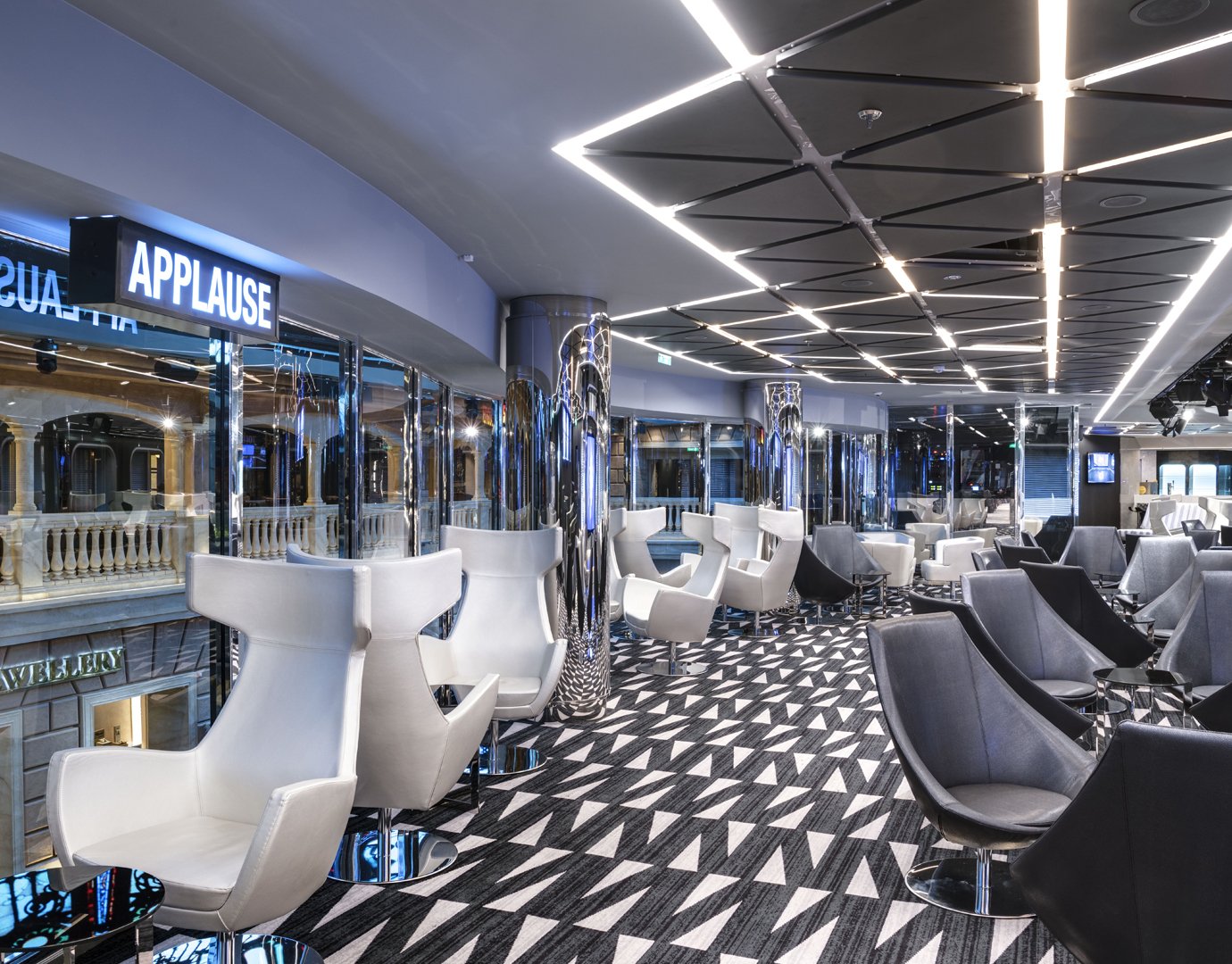 MSC Bellissima Entertainment Tv Studio Bar 02