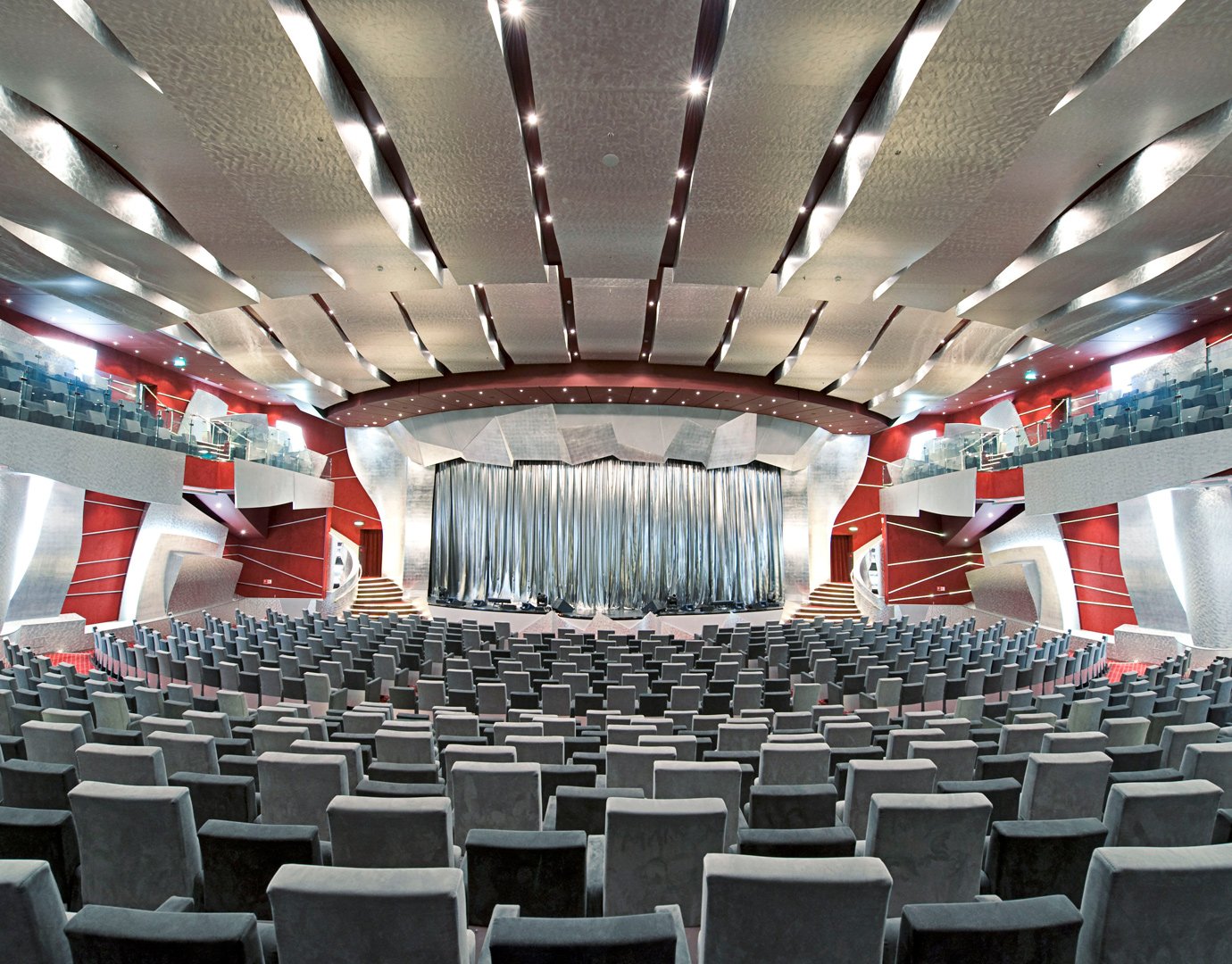 MSC Fantasia Entertainment Teatro Avanguardia 01 MSC Fantasia Entertainment Teatro Avanguardia 01