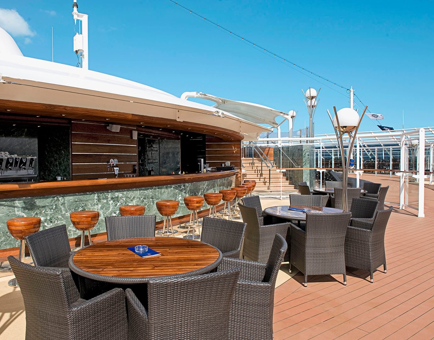 MSC Fantasia Restaurant And Bar The One Bar 07 MSC Fantasia Restaurant And Bar The One Bar 07