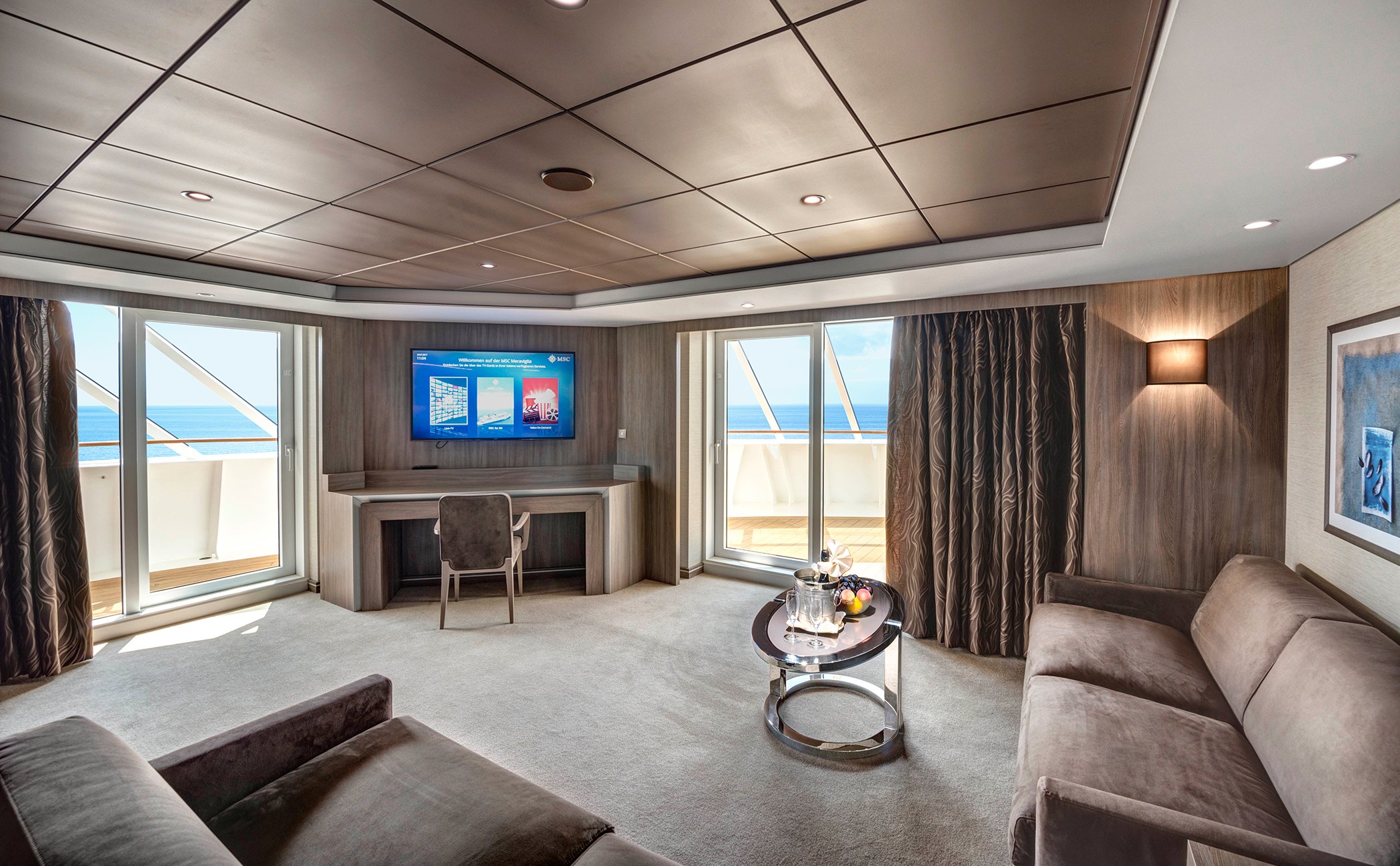 MSC Grandiosa Cabin: Yacht Club Royal Suite 11 MSC Grandiosa Cabin: Yacht Club Royal Suite 11