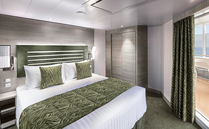 MSC Yacht Club Executive & Family Grand Suite with whirlpool - YLJ – MSC Grandiosa | MSC Cruises