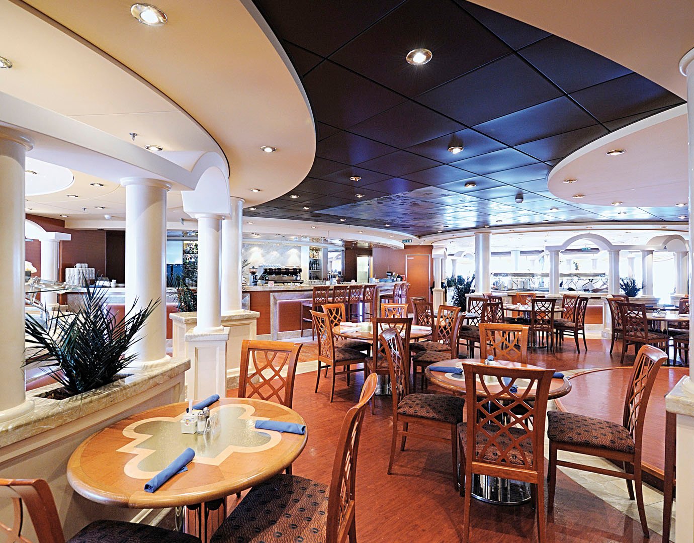 MSC Musica Restaurant And Bar Gli Archi Cafeteria 06 MSC Musica Restaurant And Bar Gli Archi Cafeteria 06