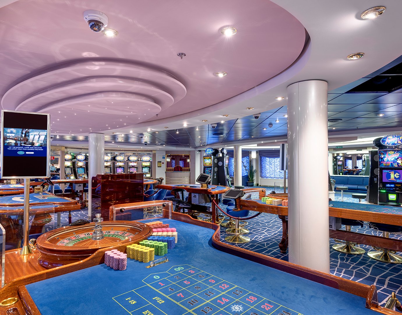 MSC Opera Entertainment Med Pearl Casino 04 MSC Opera Entertainment Med Pearl Casino 04