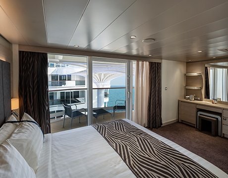 MSC WORLD EUROPA Deluxe Suite Aurea with promenade and Ocean View MSC WORLD EUROPA Deluxe Suite Aurea with promenade and Ocean View